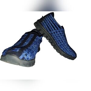 Woman's Black and Blue Woven Sneakers